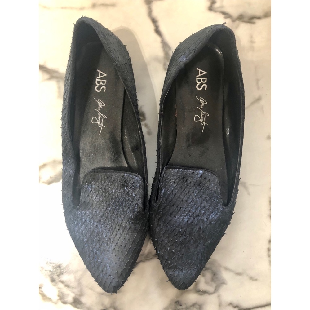 ABS Blue Metallic Ostrich Leather flats size 6